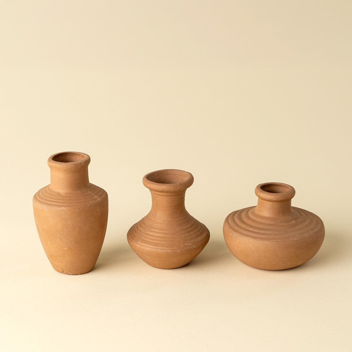 Mini vase en terre cuite