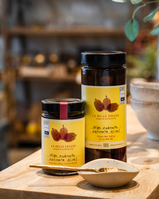 La Belle Excuse Kalamata olives from Greece, available in 340 g, and 2 kg formats.
